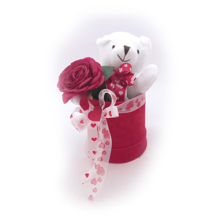 Αρκουδάκι με τριαντάφυλλο σε κουτάκι