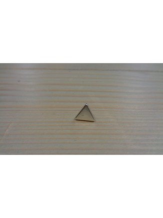 Μεταλλικό τρίγωνο για πλακέ κορδόνι