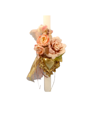 Πασχαλινή λαμπάδα με μεταλλική κρεμαστή καρδιά και τριαντάφυλλα